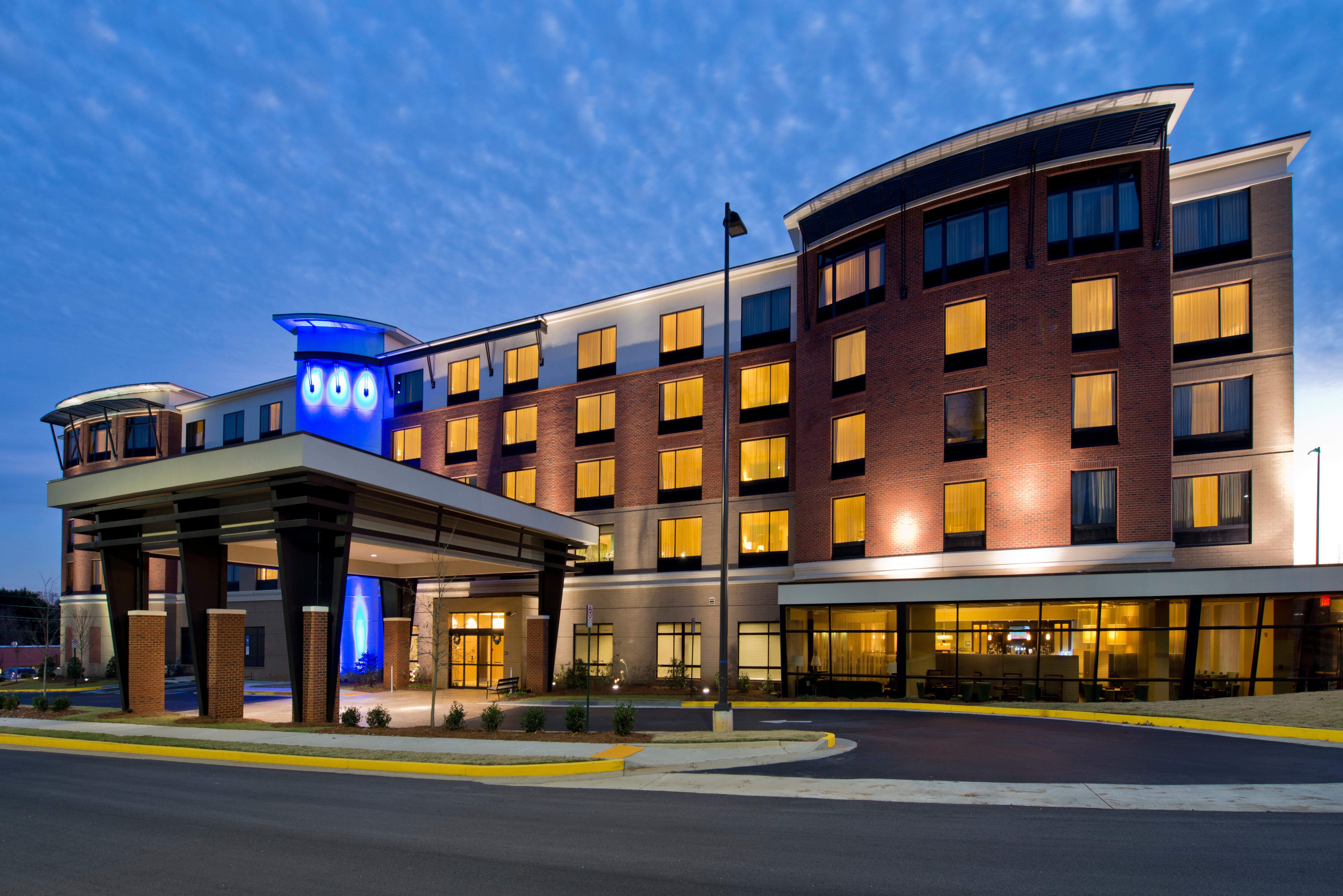 Hotel Indigo Atlanta Airport College Park By Ihg Bagian luar foto